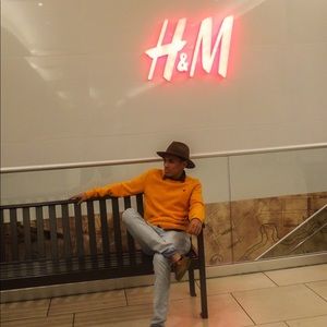 Meet your Posher, Brandon